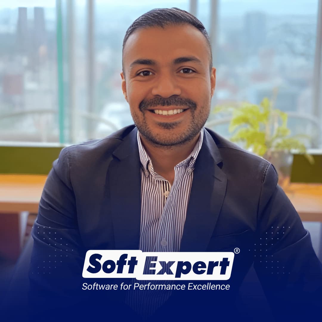 Blue Transparent Corporate Personal Profile Instagram Post - SOFTEXPERT (4)